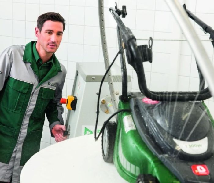 Produktprüfung DEKRA Power Tools (Foto: DEKRA e.V.)