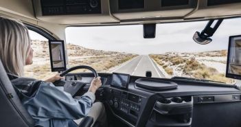 Ab November 2025 serienmäßig FH FM FL FE Müdigkeitserkennungssystem Volvo Trucks erweitert Fahrerwarnsystem um Eye-Tracking zur Müdigkeitserkennung (Foto: Volvo Group Trucks Central Europe GmbH)